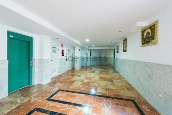 Puerta Del Sol Trm Only Adults Aparts Torremolinos Luaran gambar