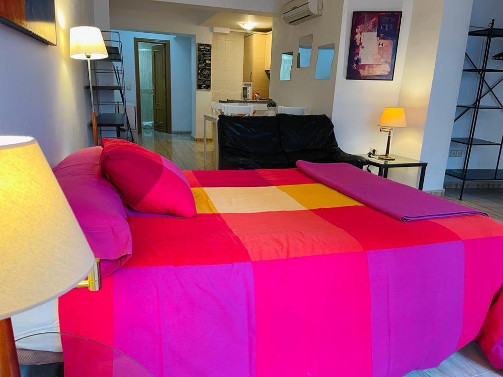 Puerta Del Sol Trm Only Adults Aparts Torremolinos Luaran gambar