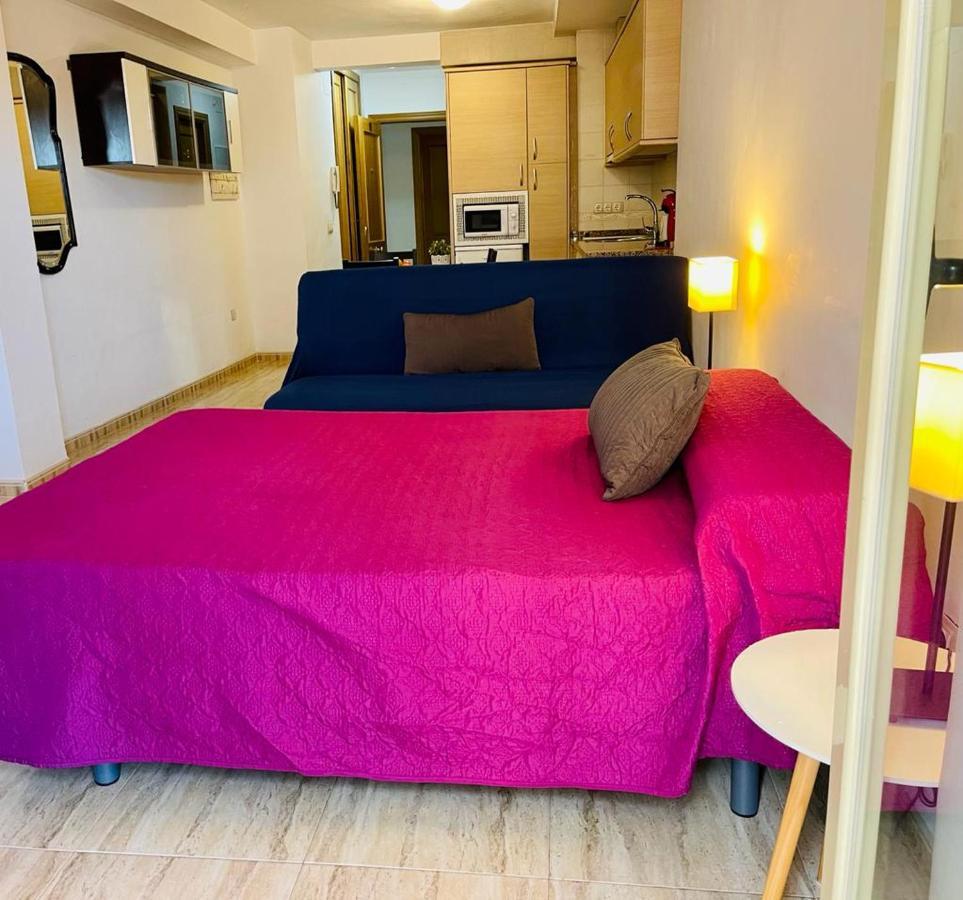Puerta Del Sol Trm Only Adults Aparts Torremolinos Luaran gambar
