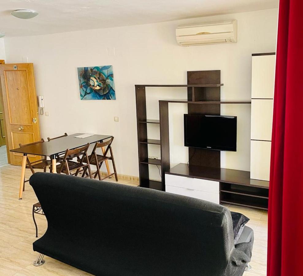 Puerta Del Sol Trm Only Adults Aparts Torremolinos Luaran gambar